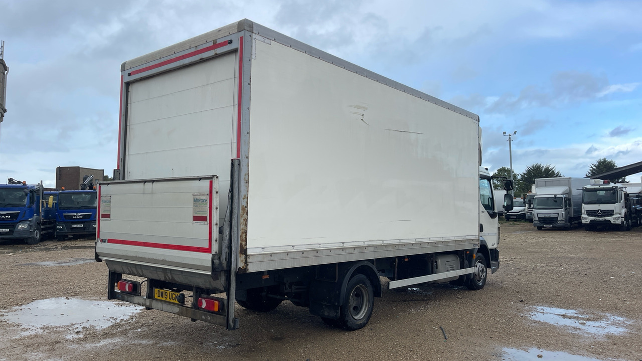 Daf LF 180 - Camión caja cerrada: foto 4 Daf LF 180 - Camión caja cerrada: foto 4