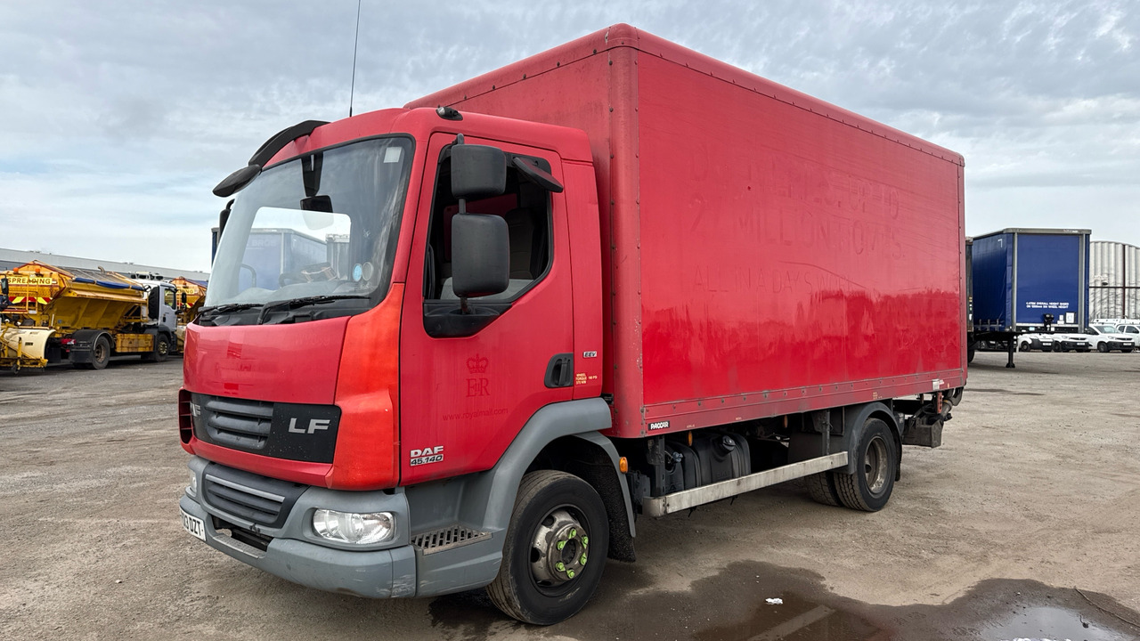 Daf LF 45.140 - Camión caja cerrada: foto 2 Daf LF 45.140 - Camión caja cerrada: foto 2
