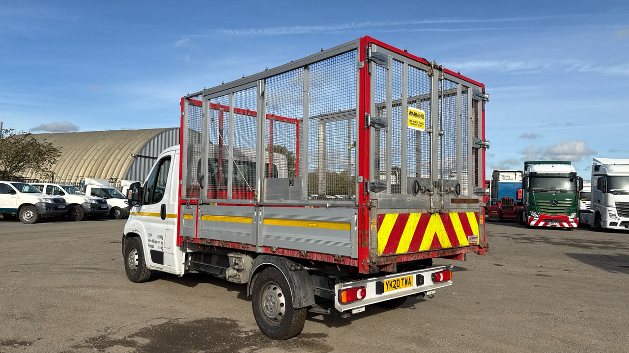 FIAT DUCATO 35 2.3 Multijet 140PS - Furgoneta basculante: foto 4 FIAT DUCATO 35 2.3 Multijet 140PS - Furgoneta basculante: foto 4