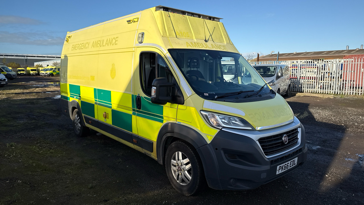 FIAT DUCATO 42 2.3 MULTIJET II - Ambulancia: foto 1 FIAT DUCATO 42 2.3 MULTIJET II - Ambulancia: foto 1