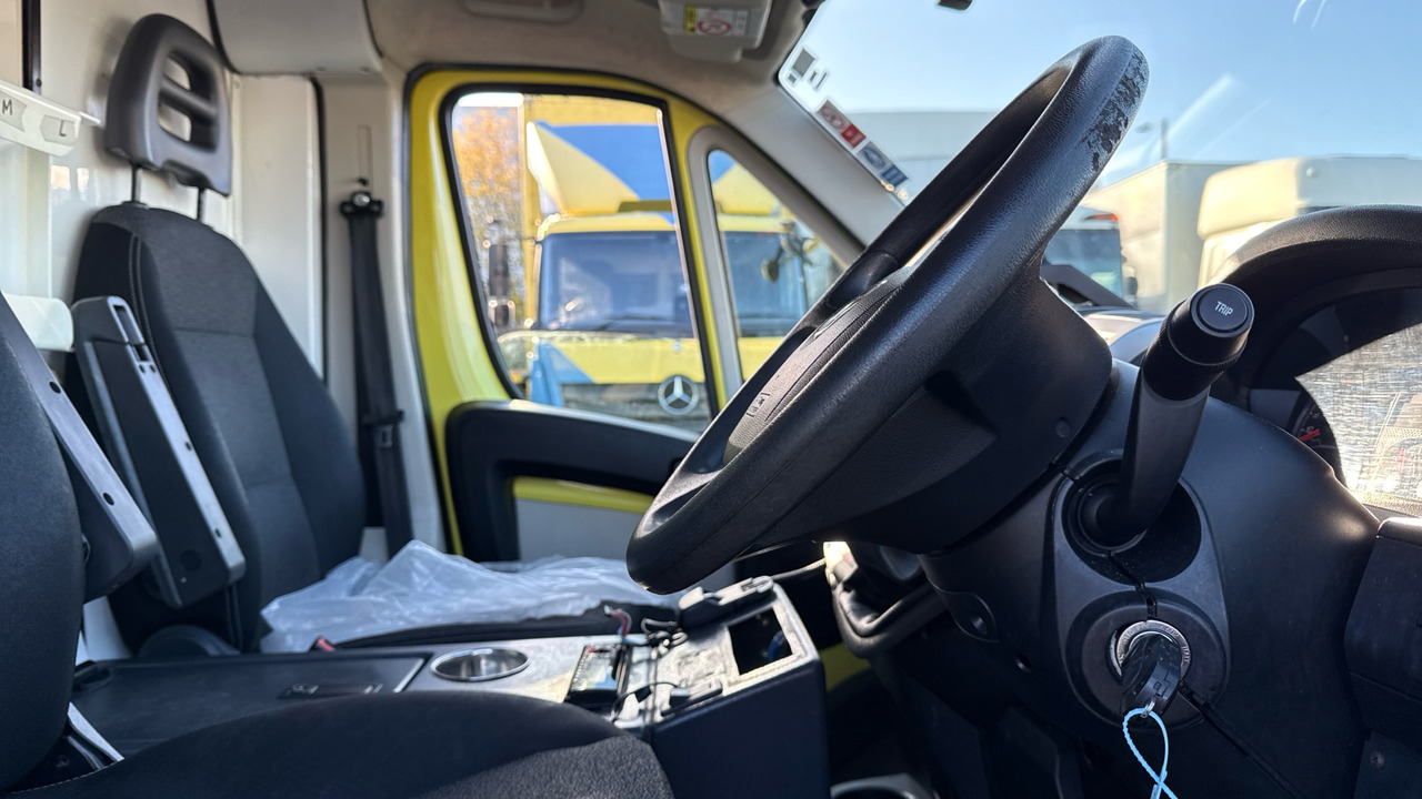 FIAT DUCATO 42 MULTIJET II - Ambulancia: foto 5 FIAT DUCATO 42 MULTIJET II - Ambulancia: foto 5