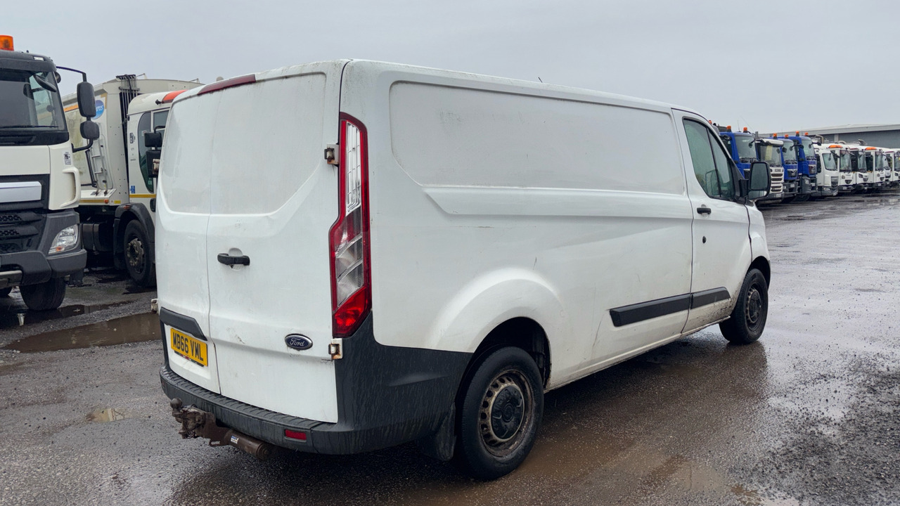 FORD TRANSIT CUSTOM 290 2.0 TDCi 130ps - Furgoneta pequeña: foto 4 FORD TRANSIT CUSTOM 290 2.0 TDCi 130ps - Furgoneta pequeña: foto 4