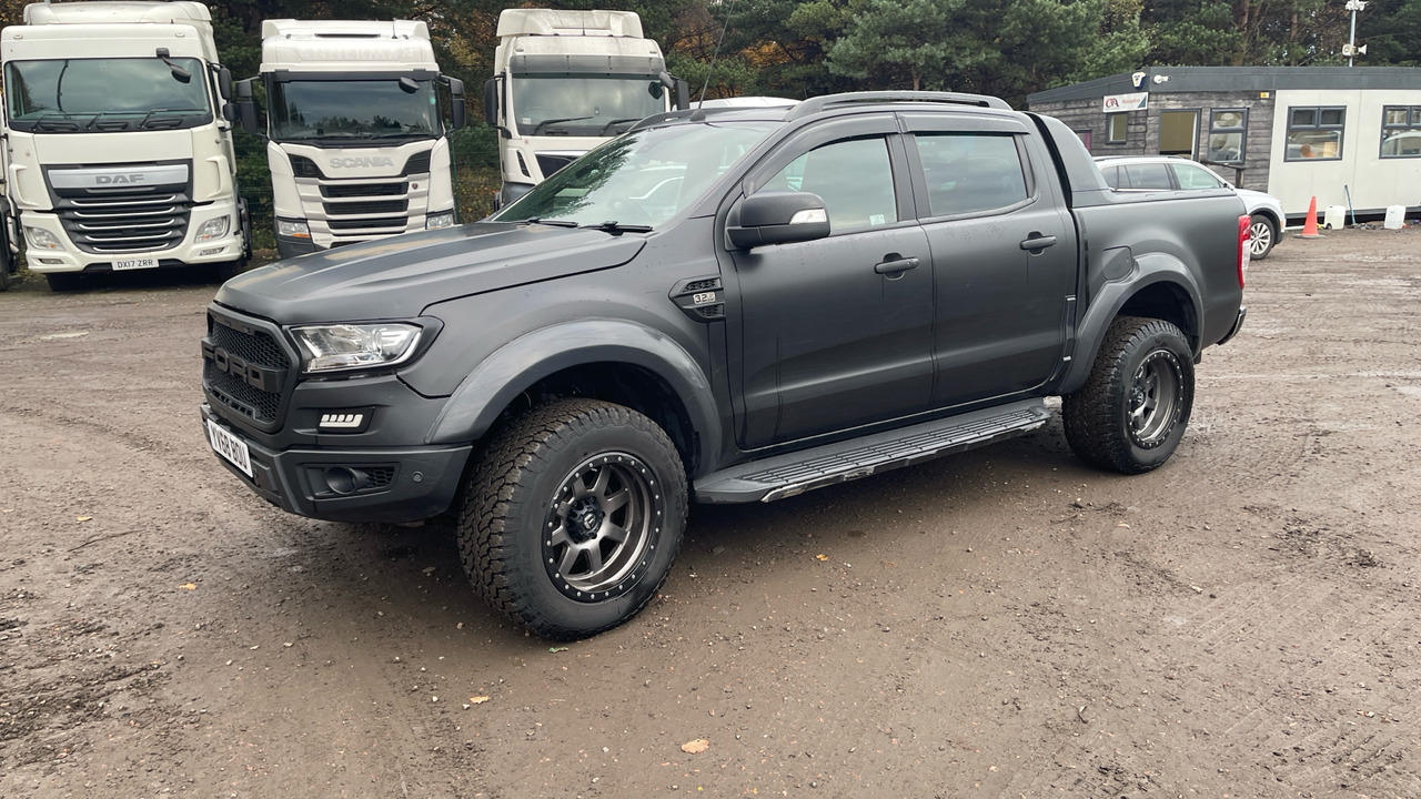 Ford Ranger 3.2 TDCi 200PS WILDTRAK - Pick-up, Furgoneta combi: foto 2 Ford Ranger 3.2 TDCi 200PS WILDTRAK - Pick-up, Furgoneta combi: foto 2