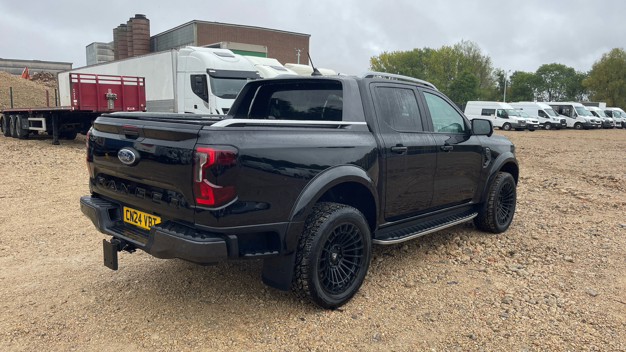 Ford Ranger WILDTRAK 2.0 ECOBLUE - Pick-up, Furgoneta combi: foto 4 Ford Ranger WILDTRAK 2.0 ECOBLUE - Pick-up, Furgoneta combi: foto 4