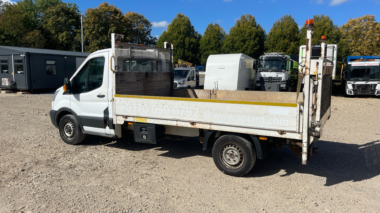 Ford Transit 350 2.2 TDCI 120PS - Furgoneta caja abierta: foto 3 Ford Transit 350 2.2 TDCI 120PS - Furgoneta caja abierta: foto 3