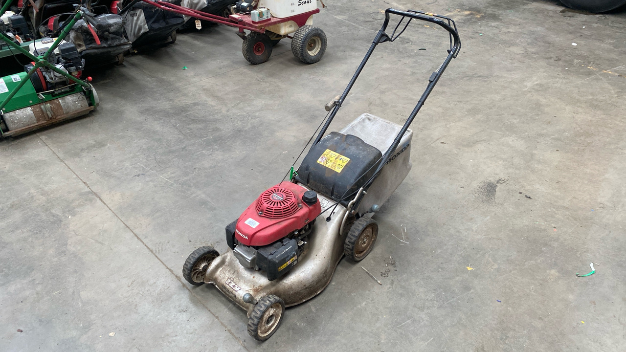 HONDA GCV 130 MOWER - Equipo de construcción: foto 2 HONDA GCV 130 MOWER - Equipo de construcción: foto 2