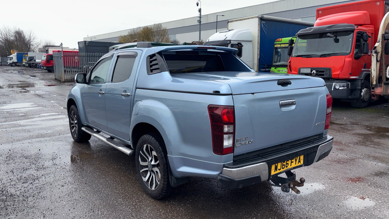 ISUZU D-MAX 2.5TD Centurion - Pick-up, Furgoneta combi: foto 3 ISUZU D-MAX 2.5TD Centurion - Pick-up, Furgoneta combi: foto 3