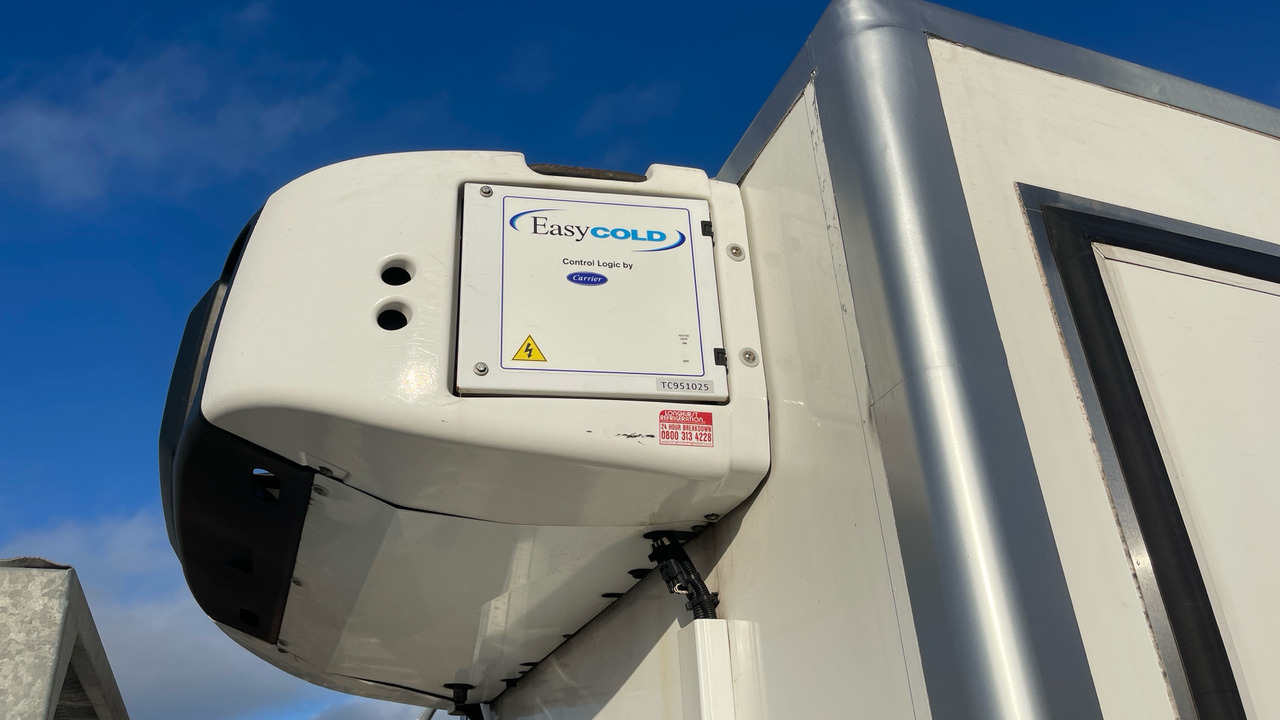 Camión frigorífico ISUZU N75 150: foto 17 Camión frigorífico ISUZU N75 150: foto 17