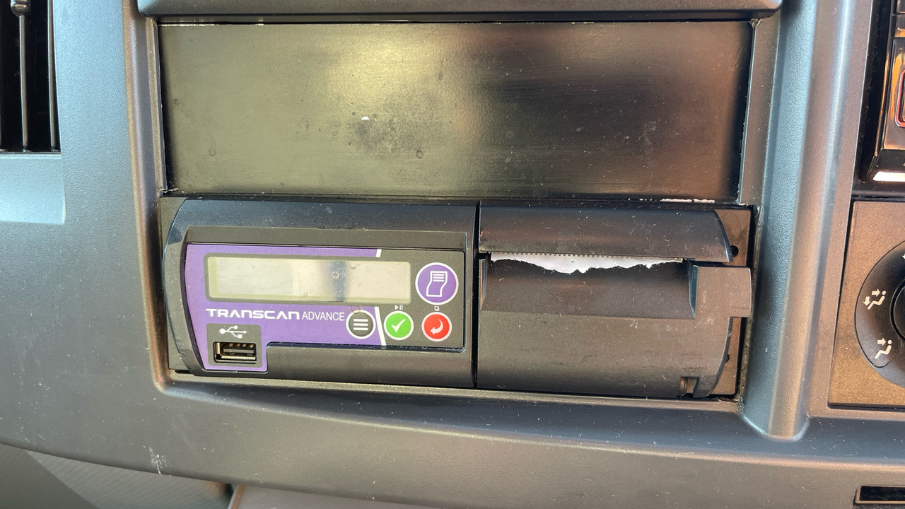 Camión frigorífico ISUZU N75 150: foto 22 Camión frigorífico ISUZU N75 150: foto 22