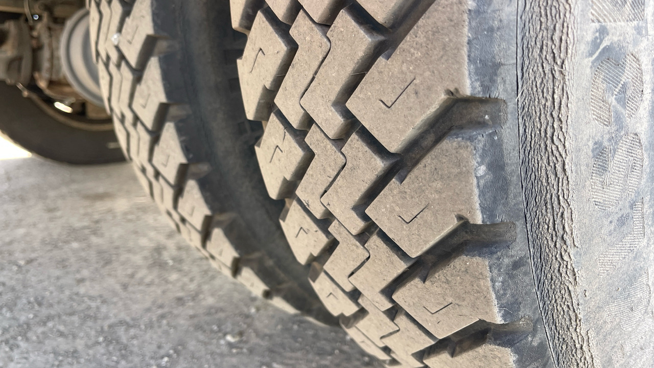 Camión lona IVECO EUROCARGO  75E: foto 21