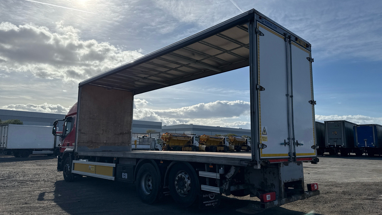 IVECO STRALIS 310 - Camión lona: foto 3 IVECO STRALIS 310 - Camión lona: foto 3