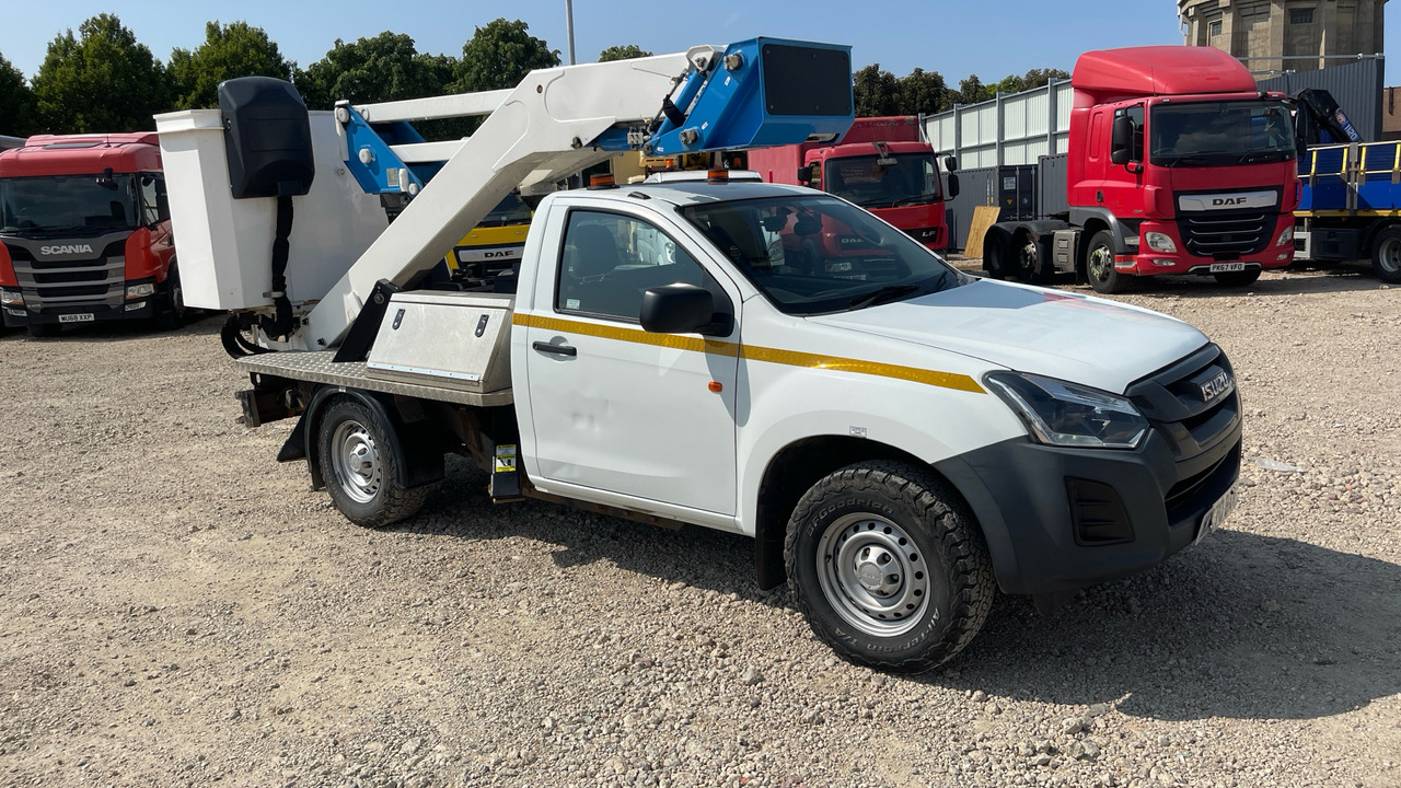 Isuzu D-Max - Camión con plataforma elevadora: foto 1 Isuzu D-Max - Camión con plataforma elevadora: foto 1
