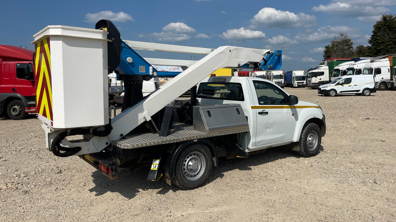 Isuzu D-Max - Camión con plataforma elevadora: foto 4 Isuzu D-Max - Camión con plataforma elevadora: foto 4