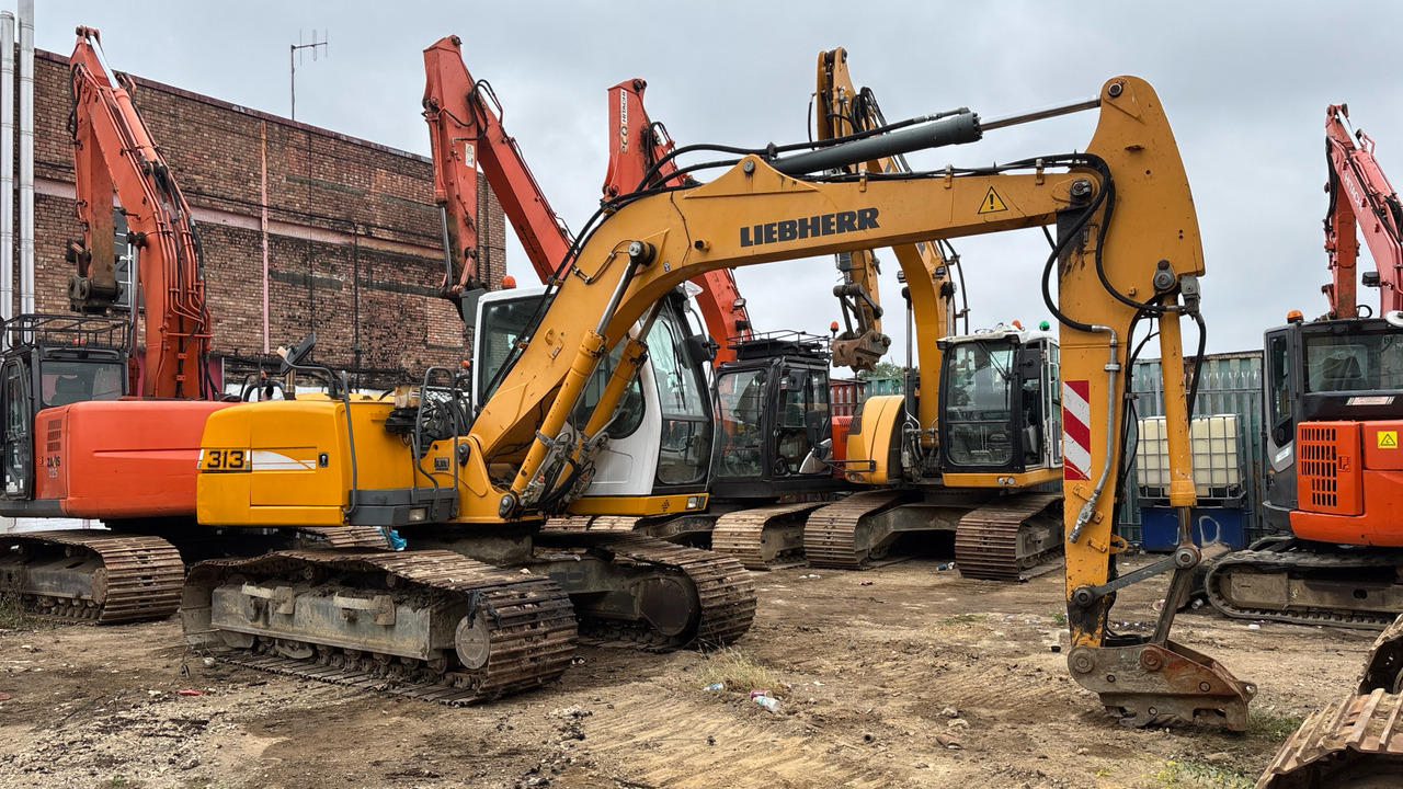 LIEBHERR R313 LITRONIC - Excavadora de cadenas: foto 2 LIEBHERR R313 LITRONIC - Excavadora de cadenas: foto 2