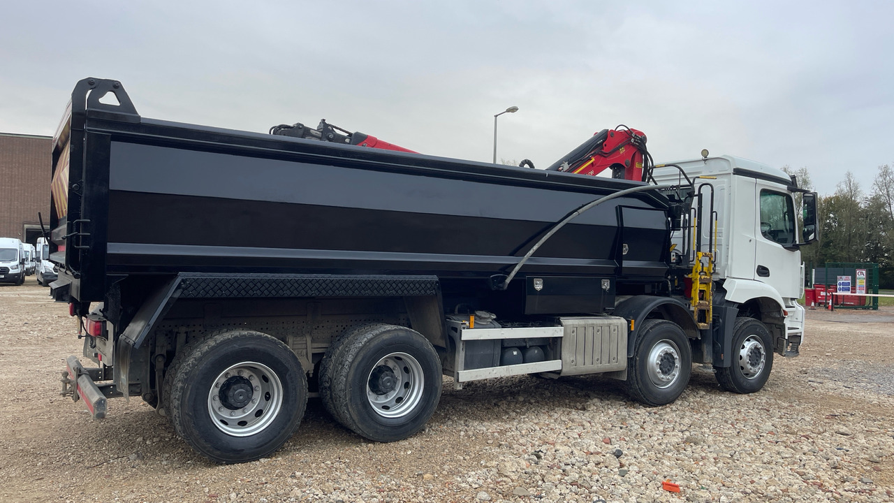 MERCEDES-BENZ AROCS - Camión volquete, Camión grúa: foto 4 MERCEDES-BENZ AROCS - Camión volquete, Camión grúa: foto 4
