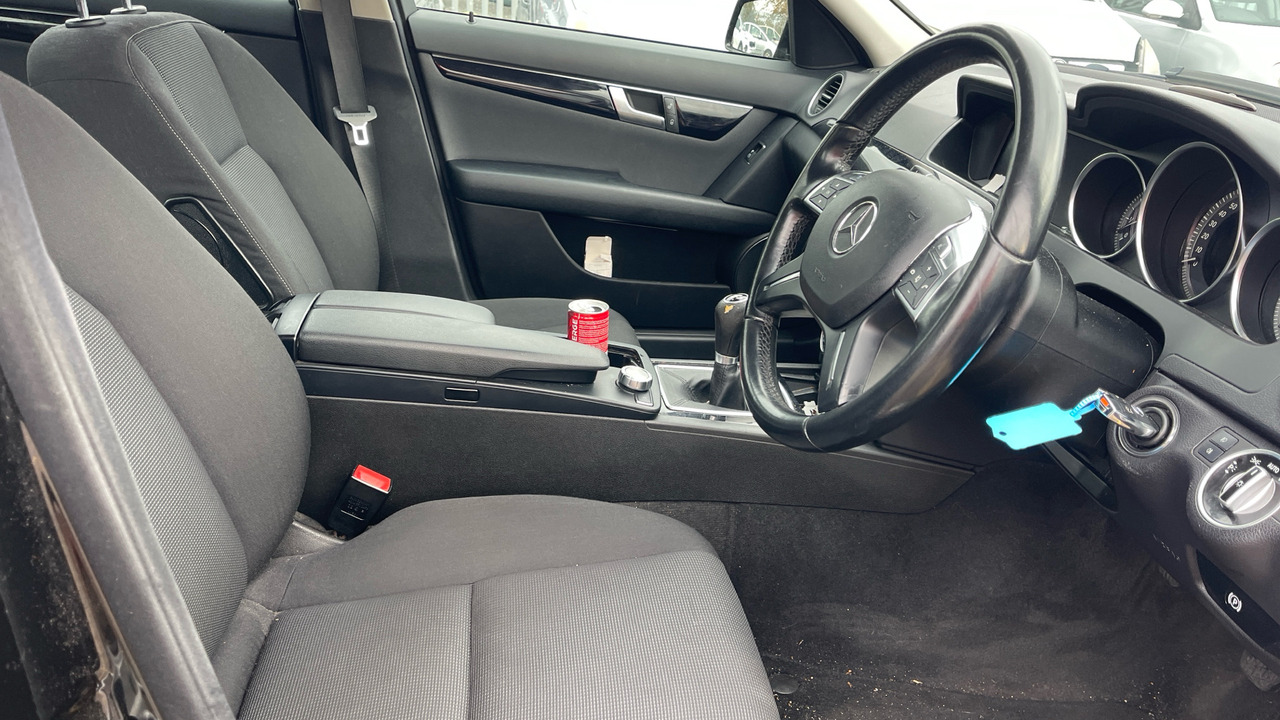 MERCEDES-BENZ C200 - Sedan: foto 5 MERCEDES-BENZ C200 - Sedan: foto 5