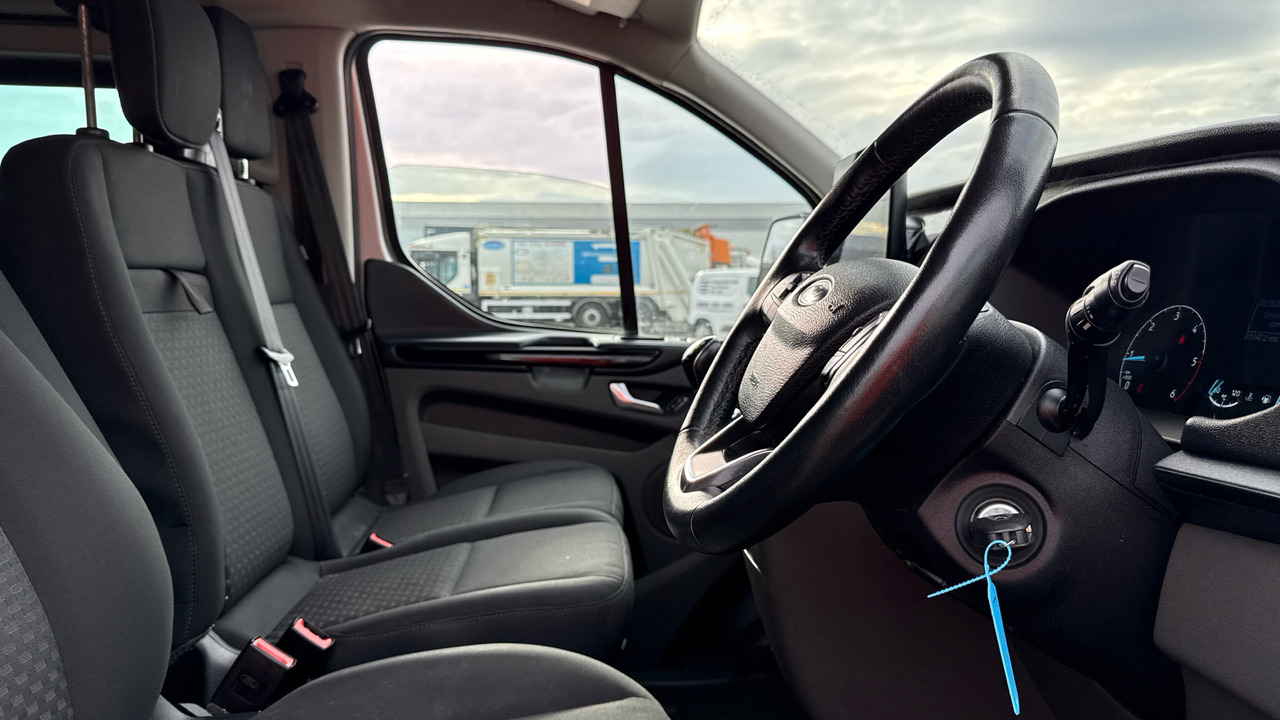 FORD TURNEO CUSTOM 320 2.0 EcoBlue 105ps - Otros maquinaria: foto 5 FORD TURNEO CUSTOM 320 2.0 EcoBlue 105ps - Otros maquinaria: foto 5