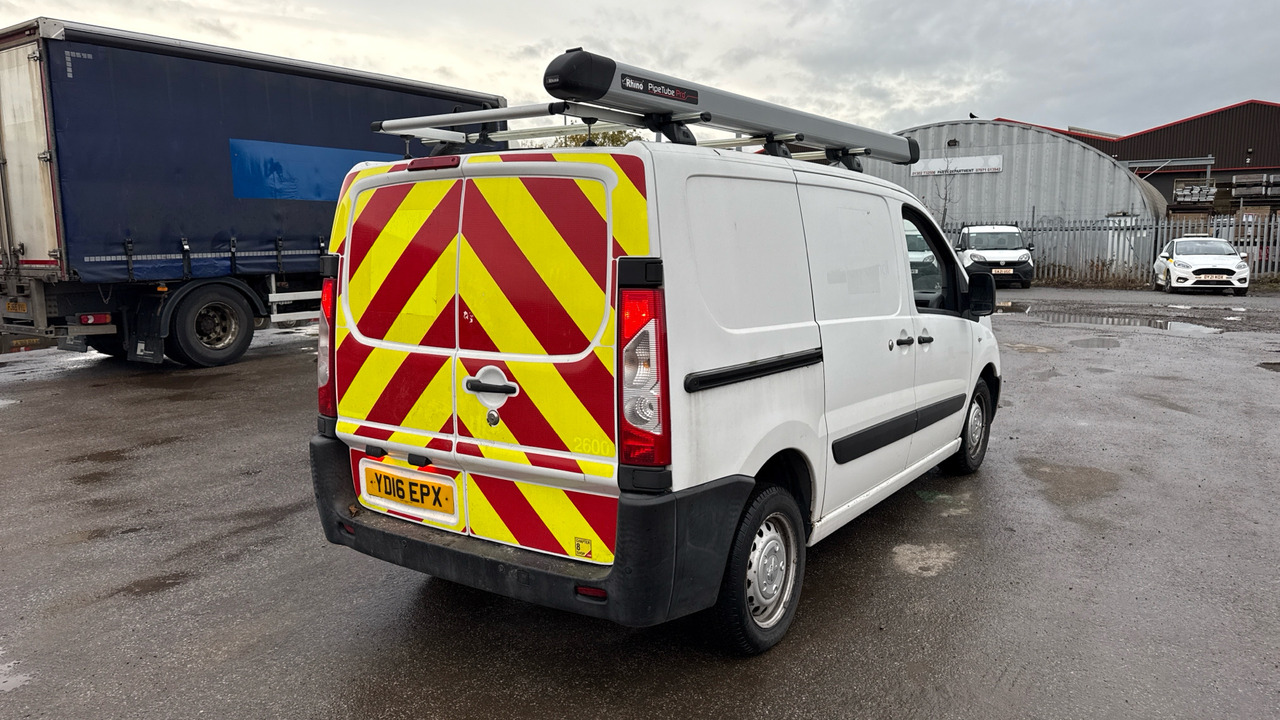 PEUGEOT EXPERT 1000 1.6 HDi 90PS - Furgoneta pequeña: foto 4 PEUGEOT EXPERT 1000 1.6 HDi 90PS - Furgoneta pequeña: foto 4