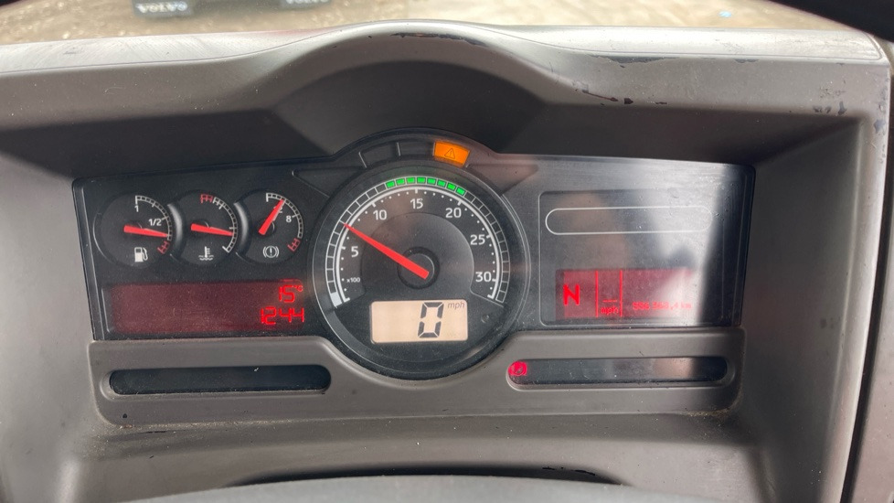 Camión portavehículos RENAULT MIDLUM 190 DXI: foto 7