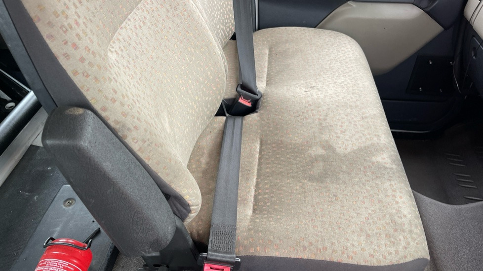 Camión portavehículos RENAULT MIDLUM 190 DXI: foto 8