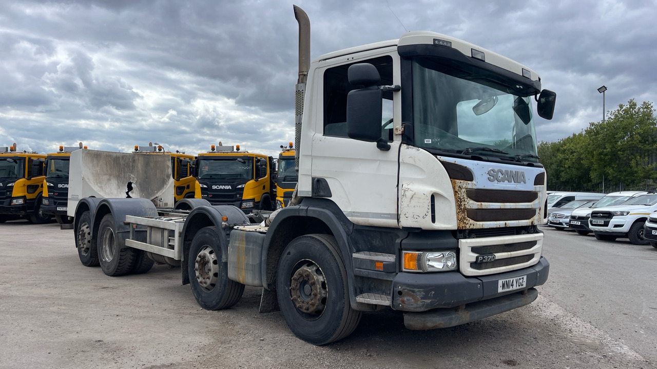 SCANIA P 370 - Camión chasis: foto 1 SCANIA P 370 - Camión chasis: foto 1