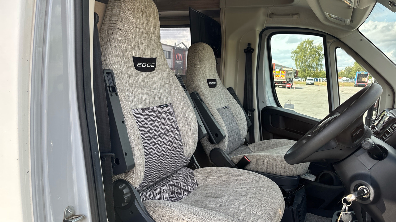 Autocaravana capuchina SWIFT EDGE 486 (FIAT DUCATO 3500KG): foto 8