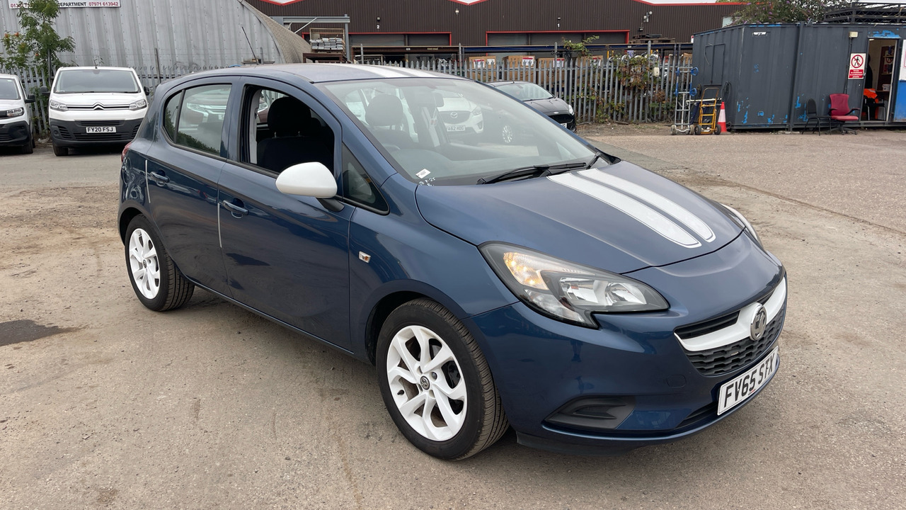 VAUXHALL CORSA 1.2 STING - Hatchback: foto 1 VAUXHALL CORSA 1.2 STING - Hatchback: foto 1