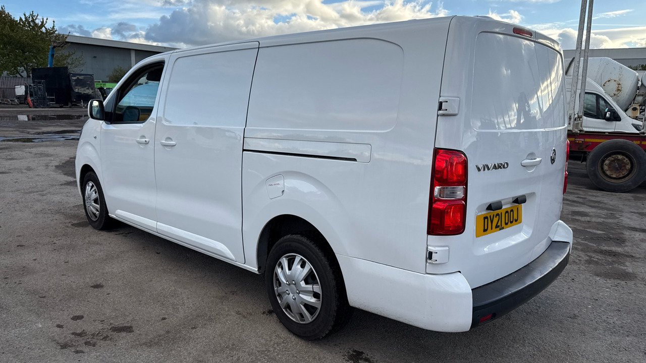 VAUXHALL VIVARO 2900 1.5d 100PS - Furgoneta pequeña: foto 3 VAUXHALL VIVARO 2900 1.5d 100PS - Furgoneta pequeña: foto 3