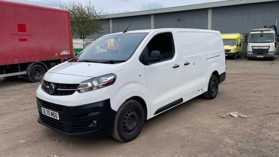 VAUXHALL VIVARO 3100 2.0d 120PS Dynamic H1 Van - Furgón: foto 2 VAUXHALL VIVARO 3100 2.0d 120PS Dynamic H1 Van - Furgón: foto 2
