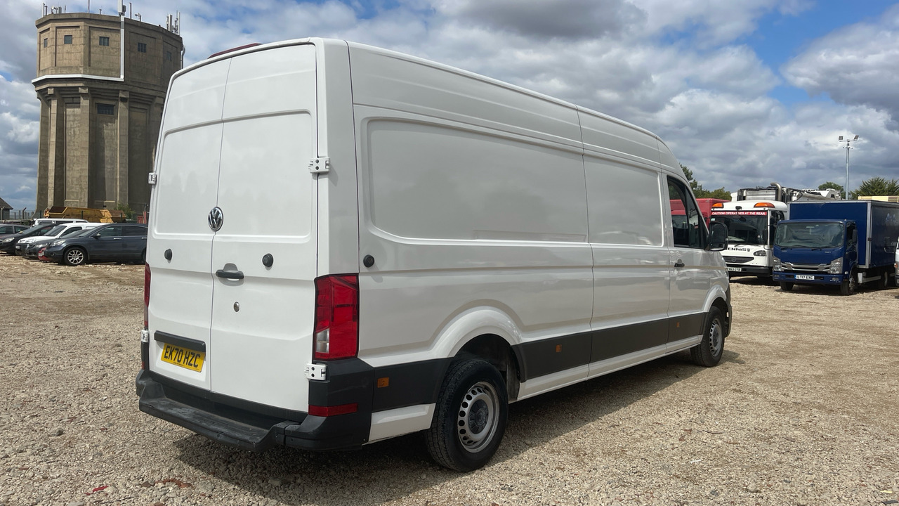 VOLKSWAGEN CRAFTER CR35 2.0 TDI 140PS - Furgón: foto 4 VOLKSWAGEN CRAFTER CR35 2.0 TDI 140PS - Furgón: foto 4