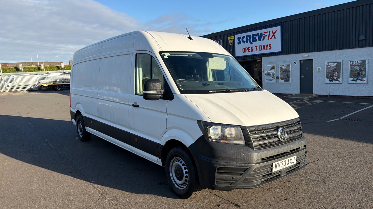 VOLKSWAGEN CRAFTER CR35 2.0 TDI 140PS STARTLINE - Furgón: foto 1 VOLKSWAGEN CRAFTER CR35 2.0 TDI 140PS STARTLINE - Furgón: foto 1