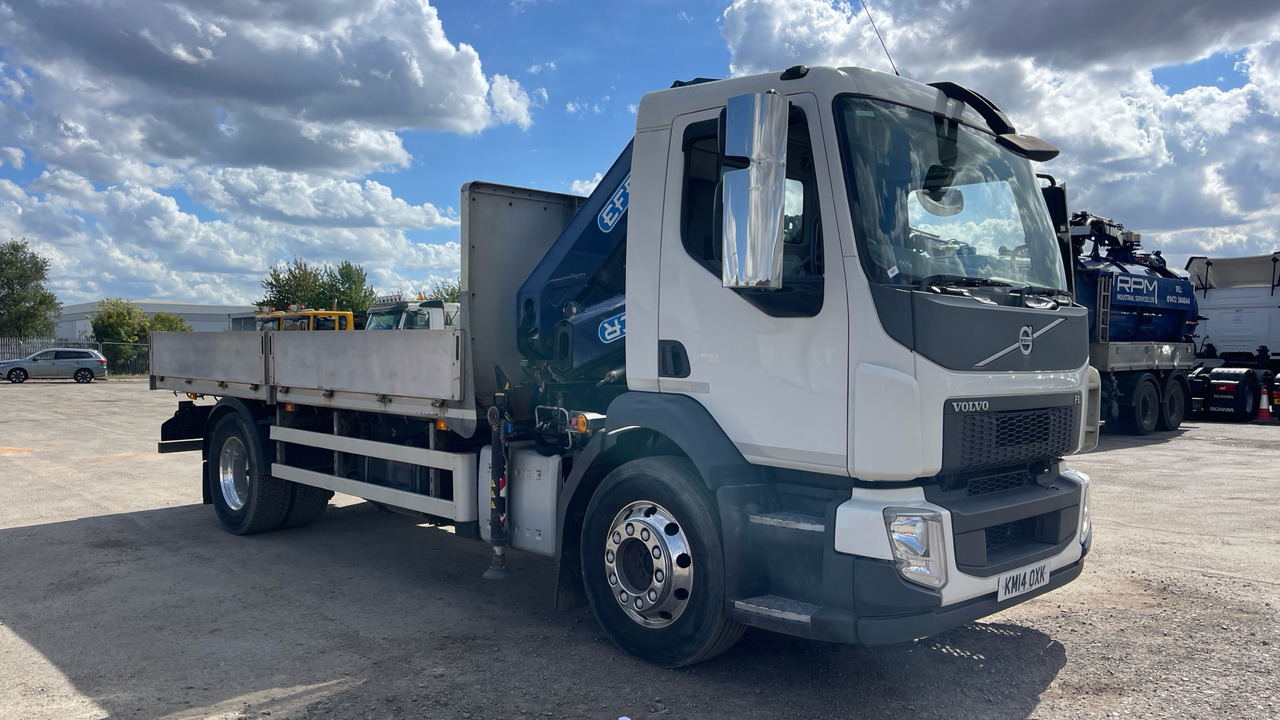 VOLVO FL - Camión caja abierta, Camión grúa: foto 1 VOLVO FL - Camión caja abierta, Camión grúa: foto 1
