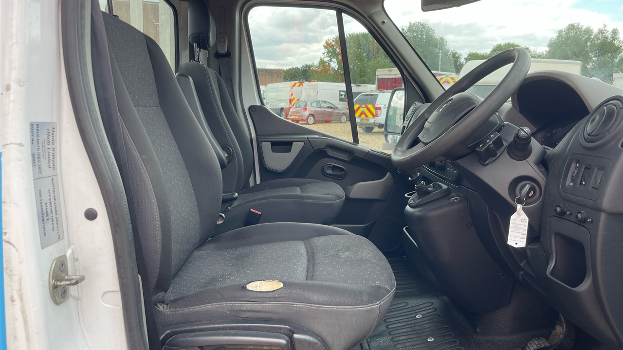 Vauxhall Movano F3500 2.3 CDTI 145PS - Furgoneta caja abierta: foto 5 Vauxhall Movano F3500 2.3 CDTI 145PS - Furgoneta caja abierta: foto 5