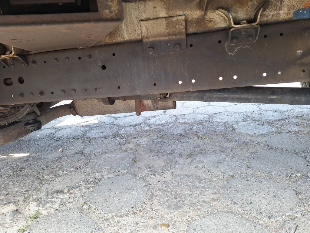 Camión con plataforma elevadora Bison TKA 30 KS: foto 11 Camión con plataforma elevadora Bison TKA 30 KS: foto 11