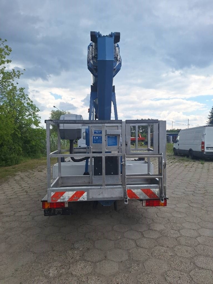 Mercedes-Benz Wumag WT 300 - Plataforma telescopica: foto 5 Mercedes-Benz Wumag WT 300 - Plataforma telescopica: foto 5