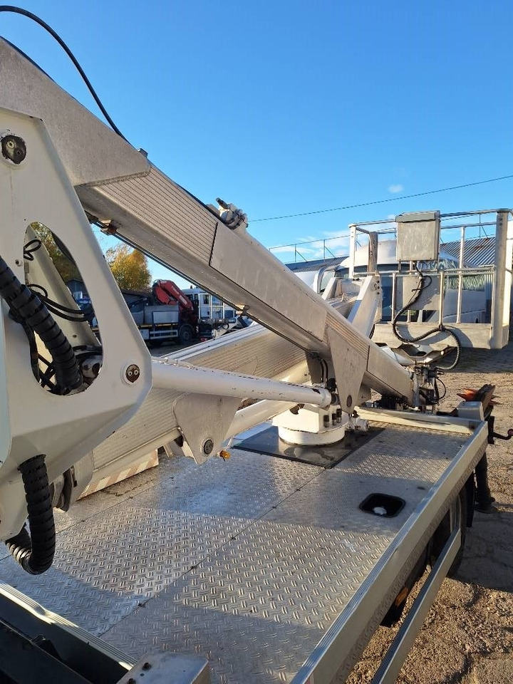 Camión con plataforma elevadora Multiel MX 170: foto 8