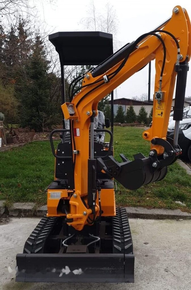 Berger Kraus Mini Excavator BK800BS torsion arm with FULL equipment - Miniexcavadora: foto 2 Berger Kraus Mini Excavator BK800BS torsion arm with FULL equipment - Miniexcavadora: foto 2