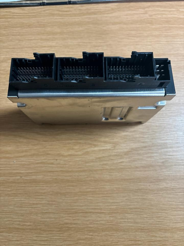 MAN Continental Elektronik PTM Steuergerät 81.25805-7116 - Unidad de control para Camión: foto 3 MAN Continental Elektronik PTM Steuergerät 81.25805-7116 - Unidad de control para Camión: foto 3