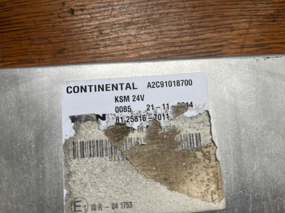 MAN Continental KSM Steuergerät 81.25816-7011 - Unidad de control para Camión: foto 2 MAN Continental KSM Steuergerät 81.25816-7011 - Unidad de control para Camión: foto 2