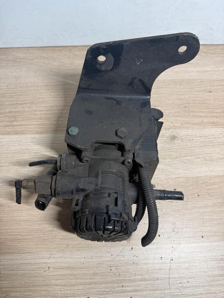 MAN KNORR-BREMSE EBS Ventil K050211 81.52106-6067 - Válvula para Camión: foto 2 MAN KNORR-BREMSE EBS Ventil K050211 81.52106-6067 - Válvula para Camión: foto 2