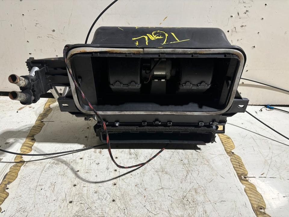 MAN TGL Innenraum Gebläse/Heizung 81.61900.6391 - Ventilador para Camión: foto 2 MAN TGL Innenraum Gebläse/Heizung 81.61900.6391 - Ventilador para Camión: foto 2