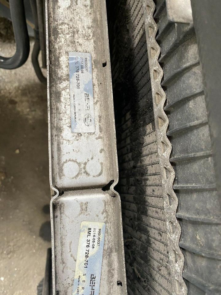 MAN TGL Kühlerpaket Wasserkühler Radiator Kühler - Radiador para Camión: foto 4 MAN TGL Kühlerpaket Wasserkühler Radiator Kühler - Radiador para Camión: foto 4