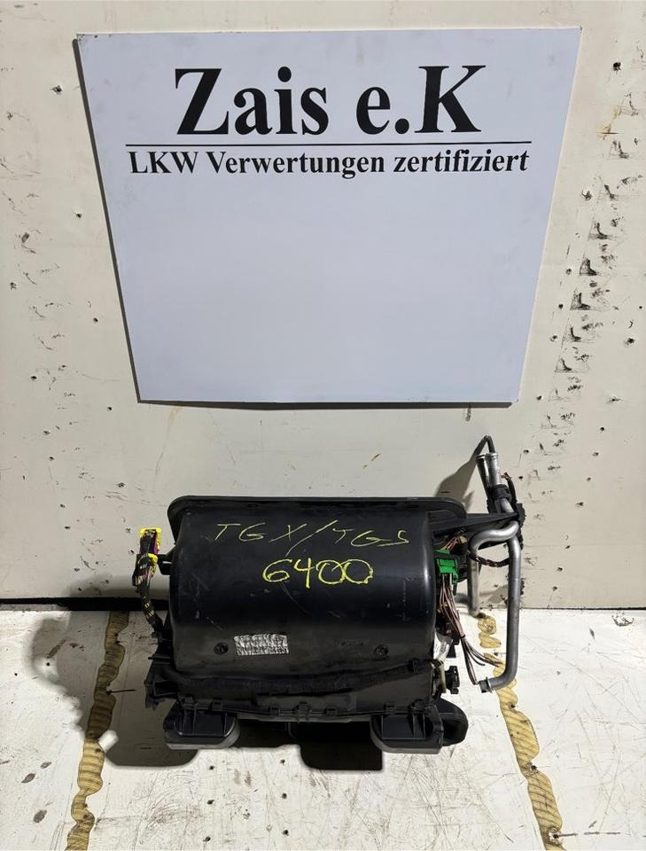 MAN TGX/TGS Innenraum Gebläse/Heizung 81.61900.6400 - Ventilador para Camión: foto 1 MAN TGX/TGS Innenraum Gebläse/Heizung 81.61900.6400 - Ventilador para Camión: foto 1