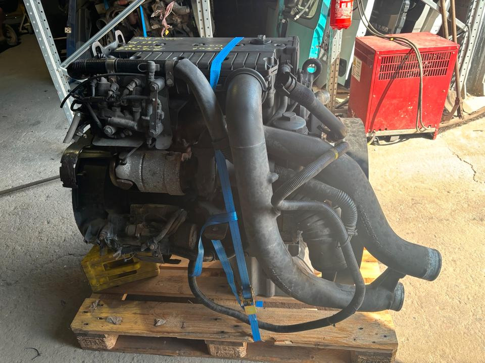 Mercedes Atego 2 Motor OM 904 LA V EU5 - Motor para Camión: foto 3 Mercedes Atego 2 Motor OM 904 LA V EU5 - Motor para Camión: foto 3