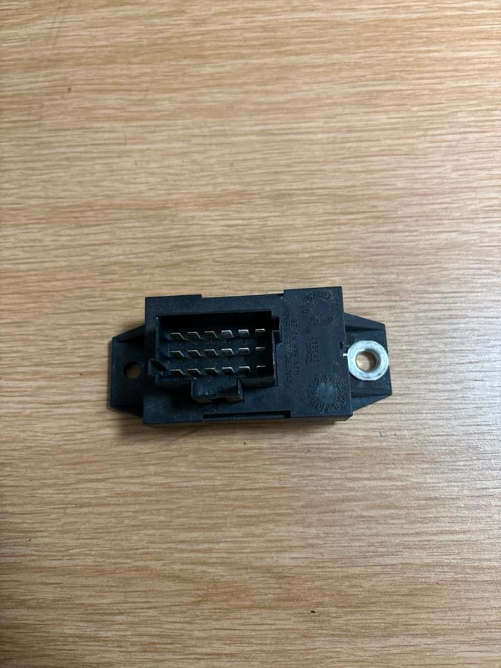 Mercedes Atego elektromagnetischer Filter A0295459228 - Sistema eléctrico para Camión: foto 1 Mercedes Atego elektromagnetischer Filter A0295459228 - Sistema eléctrico para Camión: foto 1