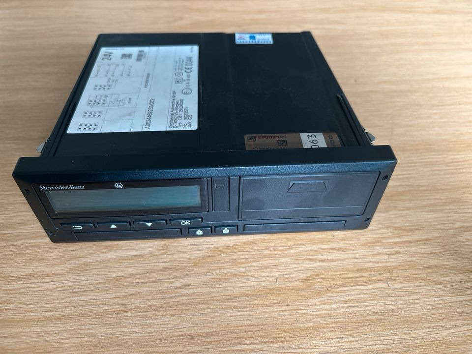 Tacógrafo para Camión Mercedes-Benz Tachograph A0024469233: foto 1