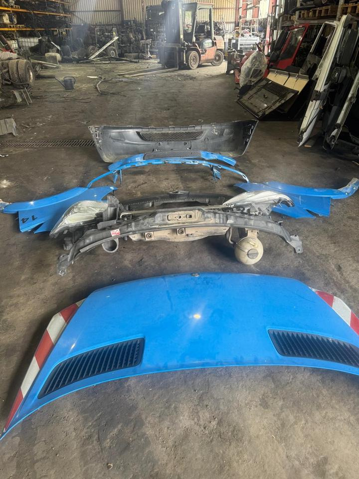 Mercedes Sprinter Frontpaket Komplet - Carrocería y exterior para Camión: foto 3 Mercedes Sprinter Frontpaket Komplet - Carrocería y exterior para Camión: foto 3