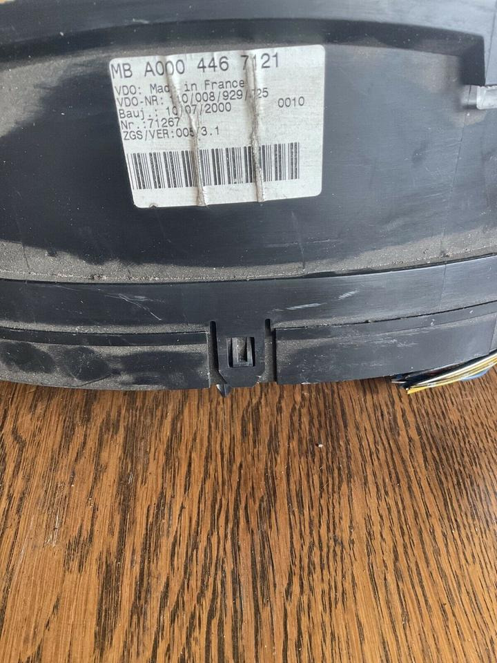 Mercedes Sprinter Tacho Kombiinstrument A0004467121 - Tacógrafo para Camión: foto 2 Mercedes Sprinter Tacho Kombiinstrument A0004467121 - Tacógrafo para Camión: foto 2