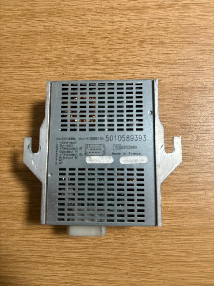 Renault Converter / Wandler 5010589393 - Sistema eléctrico para Camión: foto 1 Renault Converter / Wandler 5010589393 - Sistema eléctrico para Camión: foto 1