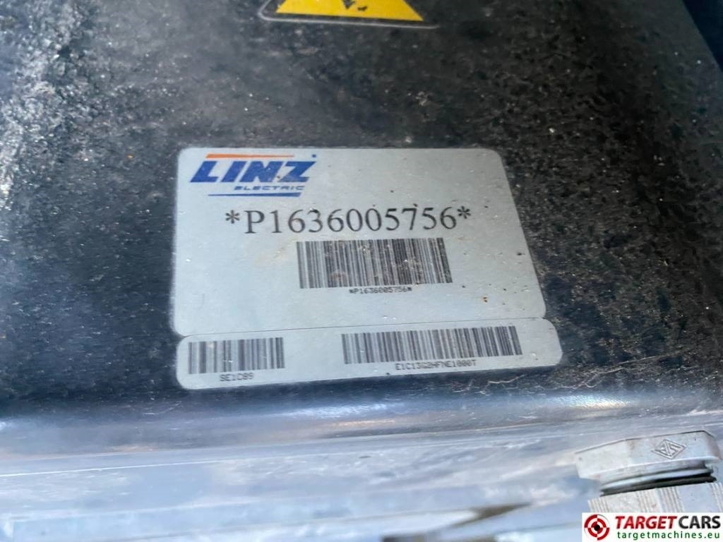 Torre de iluminación Atlas Copco QLB60 Tower Light 4x350W Led: foto 14 Torre de iluminación Atlas Copco QLB60 Tower Light 4x350W Led: foto 14